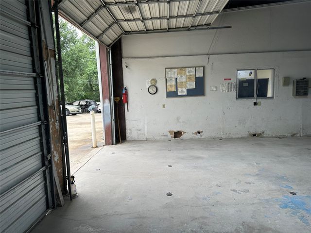 11298 Luna Road, Dallas, TX 75229