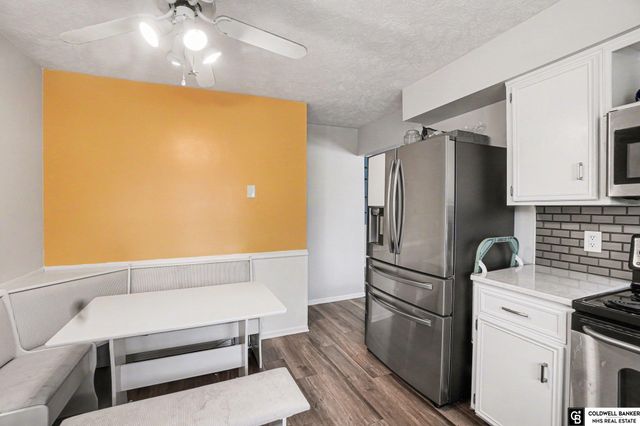 9546 Taylor Street, Omaha, NE 68134