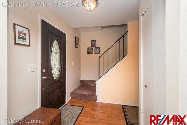 34682 Bunker Hill Drive, Farmington Hills, MI 48331