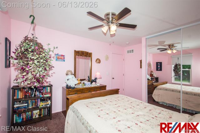 34682 Bunker Hill Drive, Farmington Hills, MI 48331