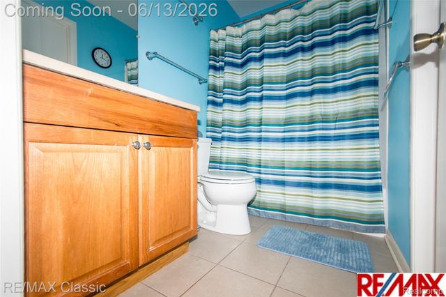 34682 Bunker Hill Drive, Farmington Hills, MI 48331