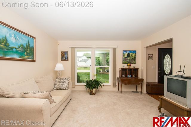34682 Bunker Hill Drive, Farmington Hills, MI 48331