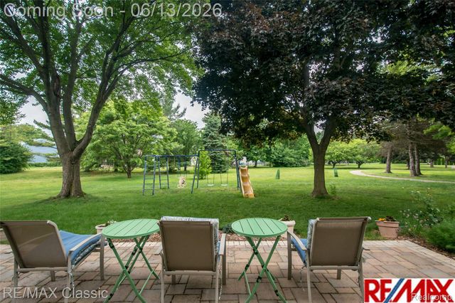 34682 Bunker Hill Drive, Farmington Hills, MI 48331