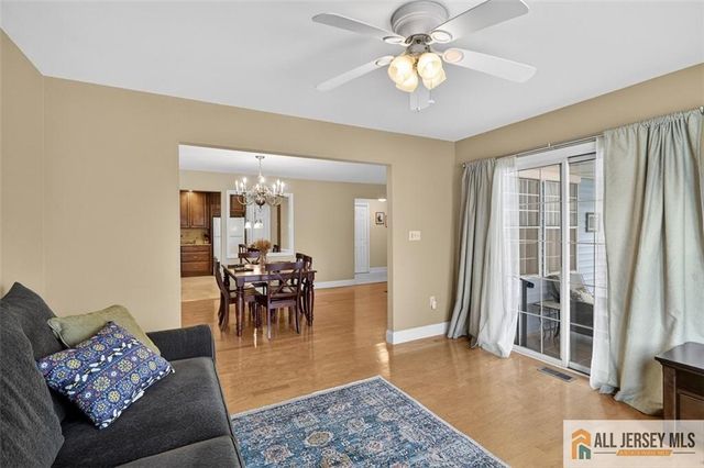 17 George Washington Drive 17B, Monroe, NJ 08831