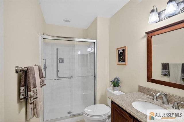 17 George Washington Drive 17B, Monroe, NJ 08831