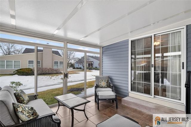 17 George Washington Drive 17B, Monroe, NJ 08831