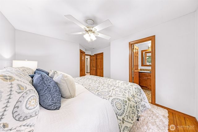 9067 Sunrise Rd, Custer, WA 98240