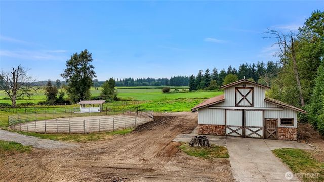 9067 Sunrise Rd, Custer, WA 98240