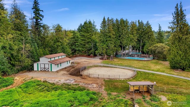 9067 Sunrise Rd, Custer, WA 98240