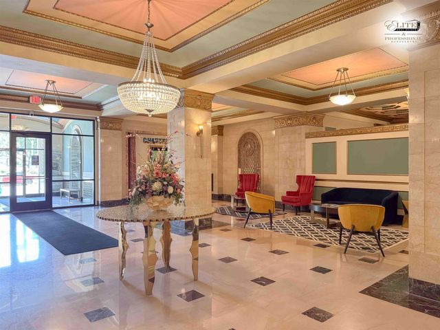 15 E Kirby Street, Detroit, MI 48202