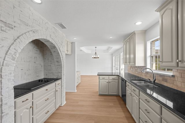 998 Bledsoe Road, Gunter, TX 75058