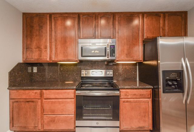 13859 Hollowgreen Drive, Houston, TX 77082