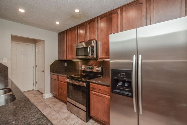 13859 Hollowgreen Drive, Houston, TX 77082