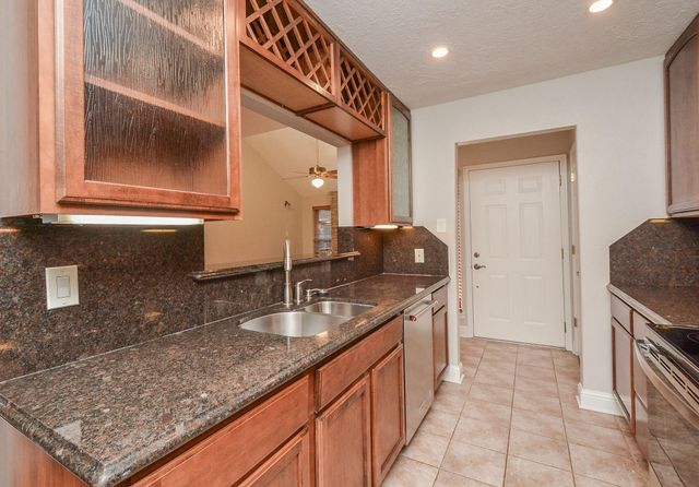 13859 Hollowgreen Drive, Houston, TX 77082