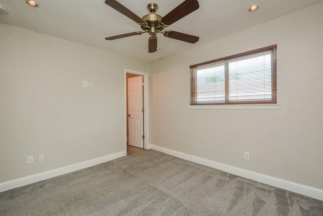 13859 Hollowgreen Drive, Houston, TX 77082