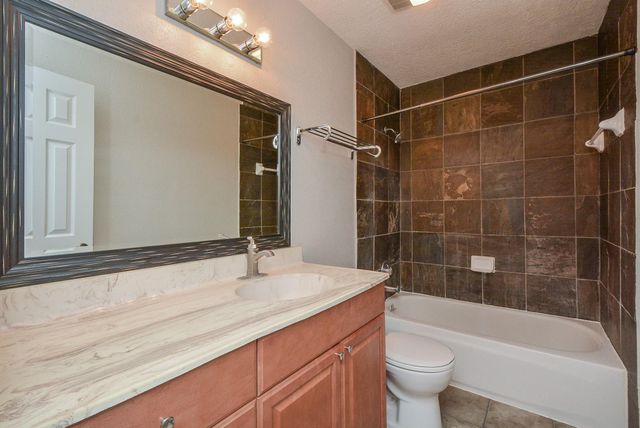 13859 Hollowgreen Drive, Houston, TX 77082