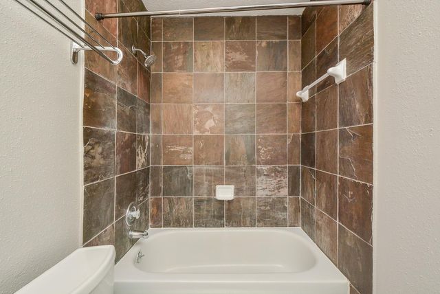 13859 Hollowgreen Drive, Houston, TX 77082