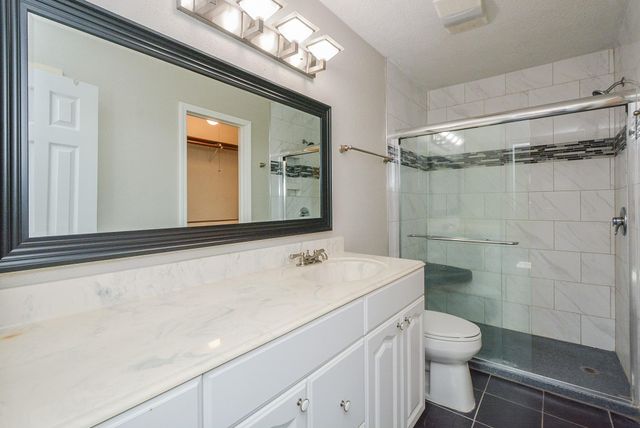 13859 Hollowgreen Drive, Houston, TX 77082
