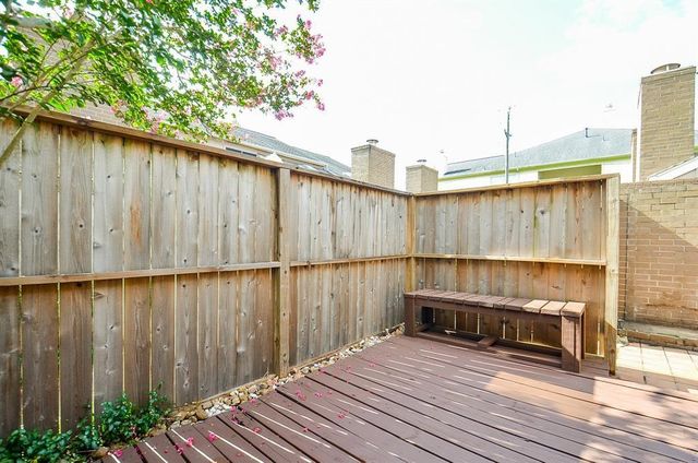 13859 Hollowgreen Drive, Houston, TX 77082