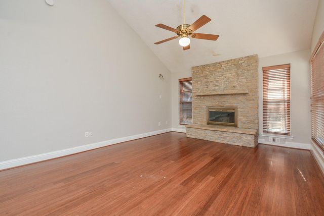 13859 Hollowgreen Drive, Houston, TX 77082