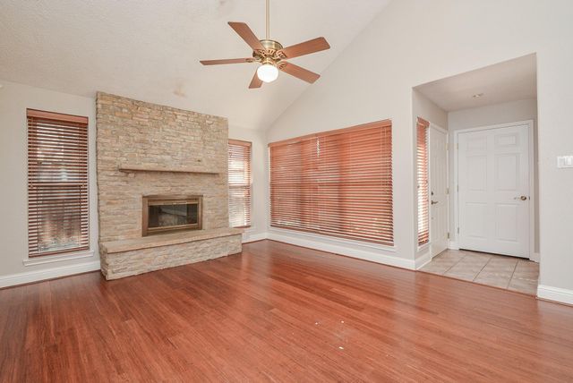 13859 Hollowgreen Drive, Houston, TX 77082