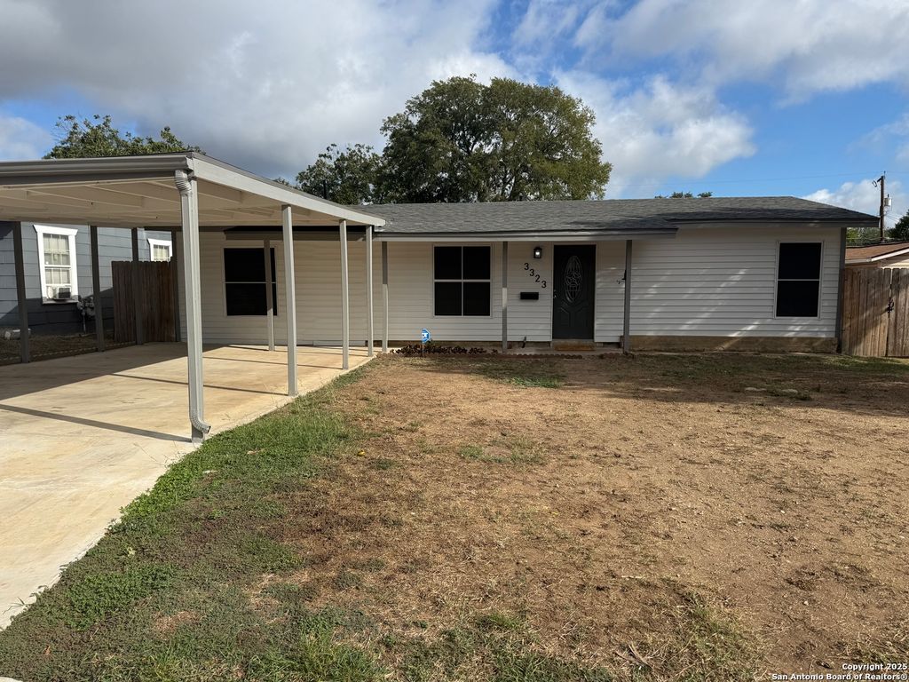 3323 Lasses, San Antonio, TX 78223
