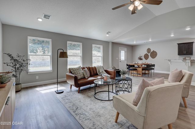 3114 Leah Lane, Joplin, MO 64804