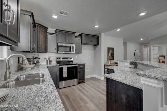 3114 Leah Lane, Joplin, MO 64804