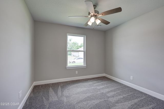 3114 Leah Lane, Joplin, MO 64804