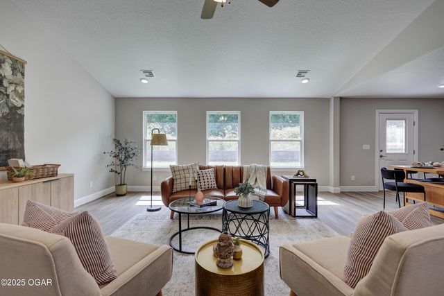 3114 Leah Lane, Joplin, MO 64804