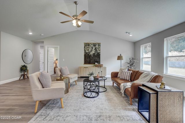 3114 Leah Lane, Joplin, MO 64804