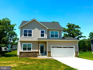 321 CORALBERRY DR, Martinsburg, WV 25401