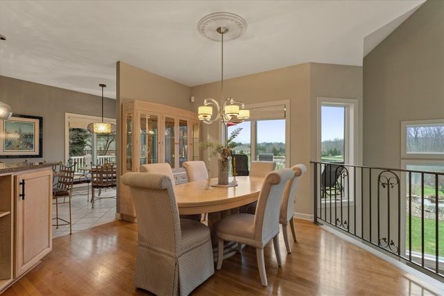 33084 Lake Forest Court, Niles, MI 49120