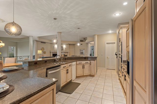 33084 Lake Forest Court, Niles, MI 49120