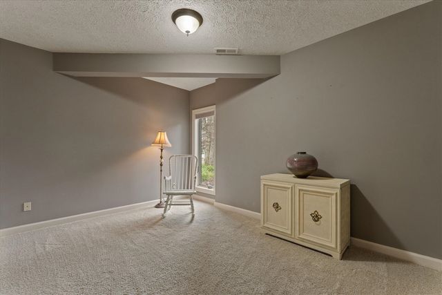 33084 Lake Forest Court, Niles, MI 49120