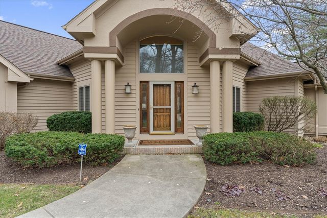 33084 Lake Forest Court, Niles, MI 49120