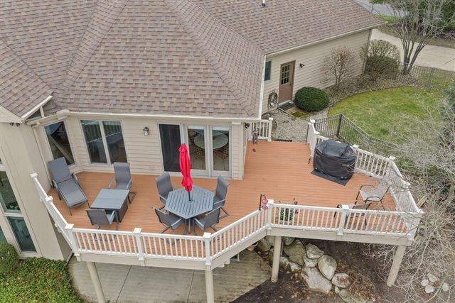 33084 Lake Forest Court, Niles, MI 49120