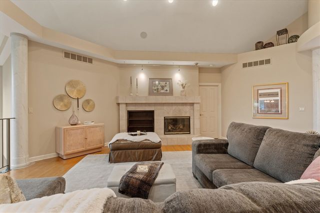 33084 Lake Forest Court, Niles, MI 49120