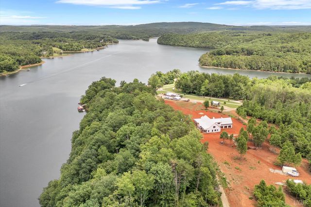 0 Playcation Retreat Circle, Gretna, VA 24557