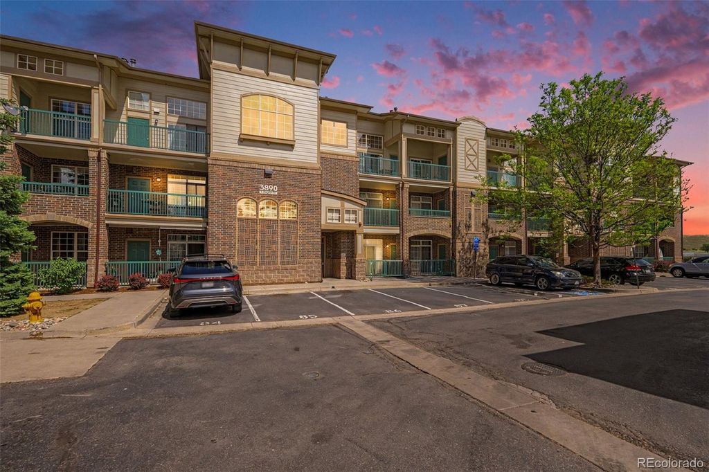3890 S Dayton Street 103, Aurora, CO 80014