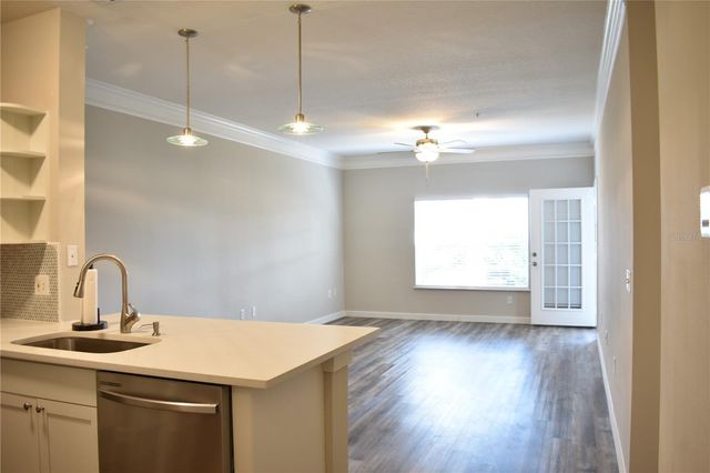 4207 S DALE MABRY HIGHWAY 12107, Tampa, FL 33611