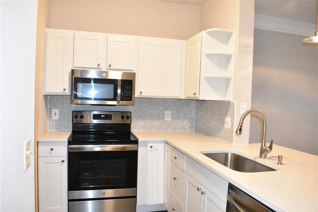 4207 S DALE MABRY HIGHWAY 12107, Tampa, FL 33611