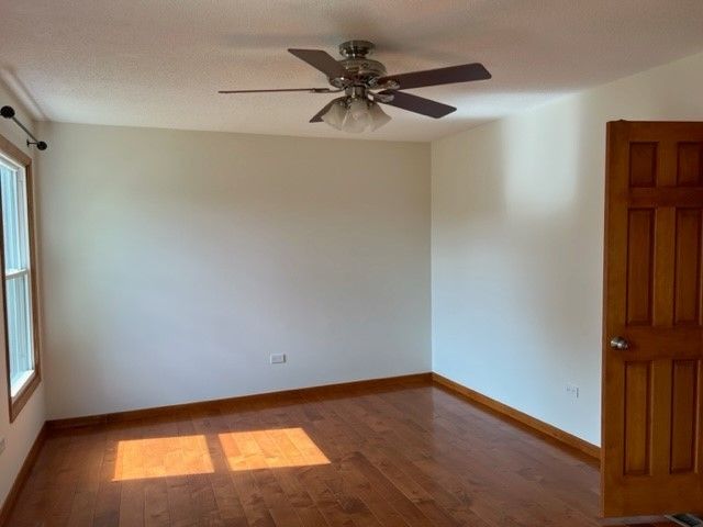 2135 Derby Court, Wheaton, IL 60189