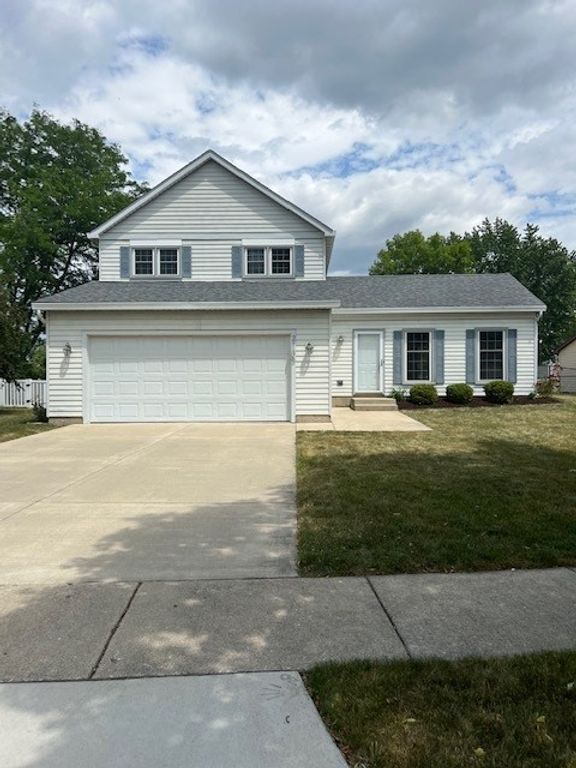 2135 Derby Court, Wheaton, IL 60189