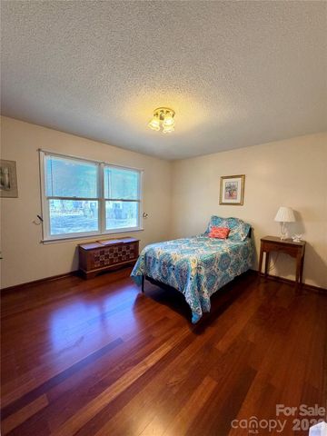 8422 Wonderwood Lane, Harrisburg, NC 28075