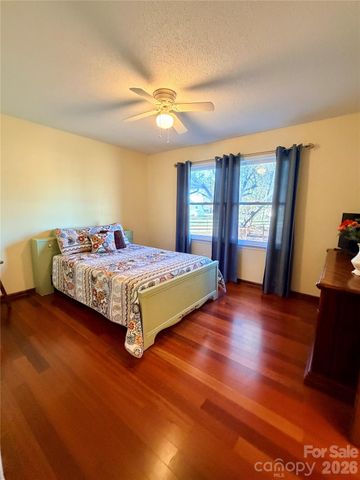 8422 Wonderwood Lane, Harrisburg, NC 28075