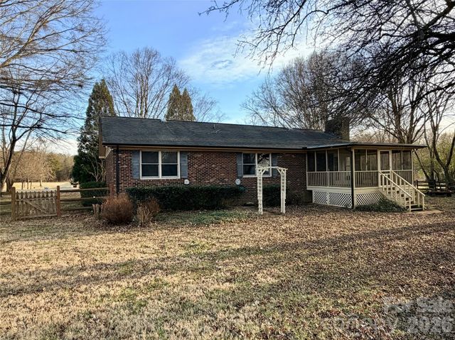 8422 Wonderwood Lane, Harrisburg, NC 28075