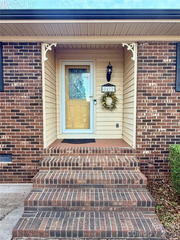 8422 Wonderwood Lane, Harrisburg, NC 28075