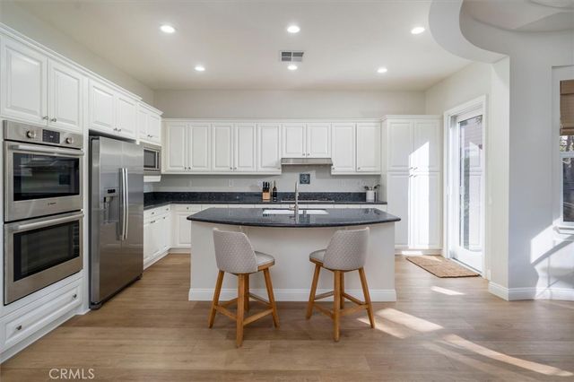 27008 Pierpont Court, Valencia, CA 91355