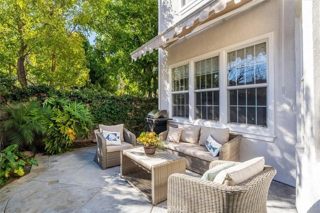 27008 Pierpont Court, Valencia, CA 91355